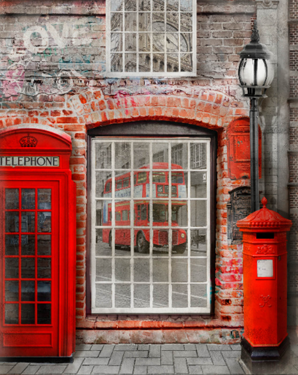 Фотообои телефонная будка